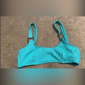 Swim top never wore